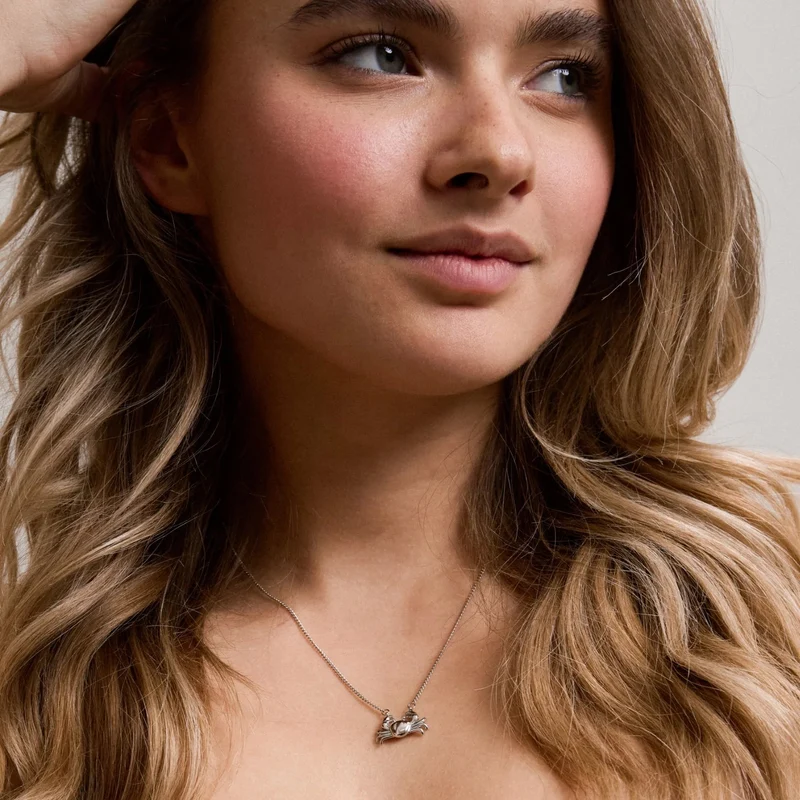 Kette mit Krabbe