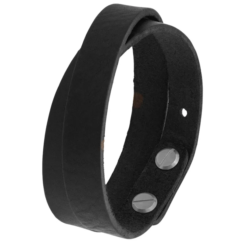 Lederarmband mit Nieten