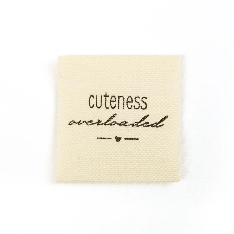 Baumwoll-Label Cuteness Overloaded