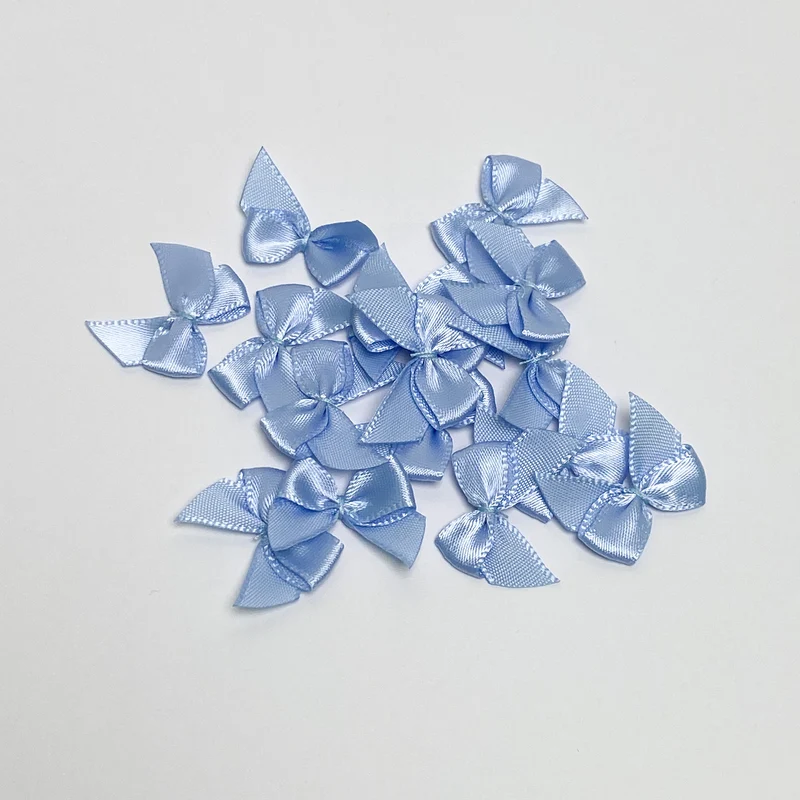 Satin Schleife "Hellblau"