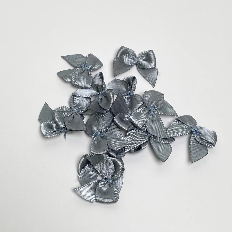 Satin Schleife "Rauchblau"